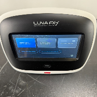 Logos Luna FX7 Automated Cell Counter image 2
